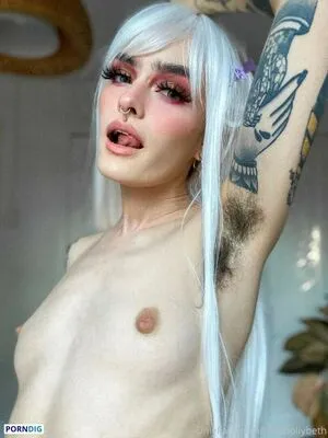 Littlehollybeth OnlyFans Leaked Free Thumbnail Picture - #BE6SzxYl29