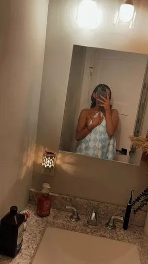 Littlejessicaxoxoo OnlyFans Leaked Free Thumbnail Picture - #FR0g4NGj9N