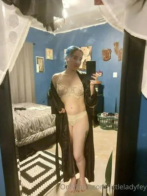 Littleladyfey OnlyFans Leaked Free Thumbnail Picture - #LtDOchbz8K