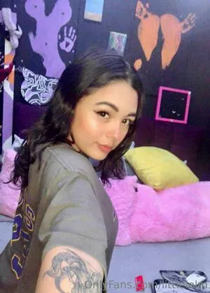 Littlelolm OnlyFans Leaked Free Thumbnail Picture - #0gIKXXgary