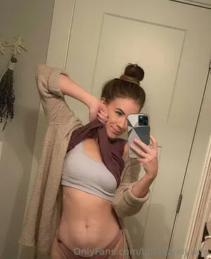Littlelovelywife OnlyFans Leaked Free Thumbnail Picture - #SaOQRP3Xen