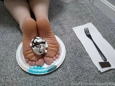 Littlelucyfeet OnlyFans Leaked Free Thumbnail Picture - #uk4T5JfXAa