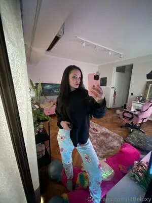 Littleluxy OnlyFans Leaked Free Thumbnail Picture - #IwMZBbkWAk