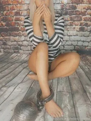 Littlemissconnie OnlyFans Leaked Free Thumbnail Picture - #4GoP5NUgYX
