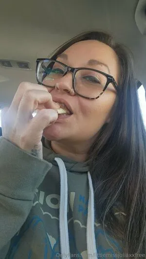 Littlemissjuliaxxfree OnlyFans Leaked Free Thumbnail Picture - #LrV8ZeygjN