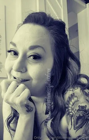 Littlemissjuliaxxfree OnlyFans Leaked Free Thumbnail Picture - #RoTxwikXXE