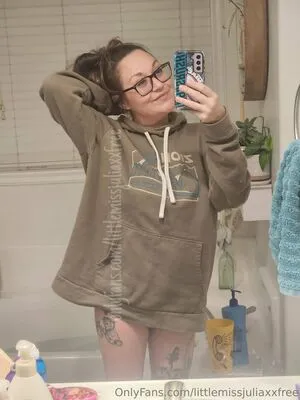 Littlemissjuliaxxfree OnlyFans Leaked Free Thumbnail Picture - #gH1LGM4BE8