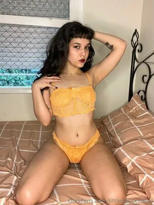 Littlemisskimmy OnlyFans Leaked Free Thumbnail Picture - #nByzoVKNeg