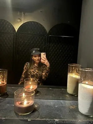 Littlemolly V OnlyFans Leaked Free Thumbnail Picture - #hgKuCnL7Zj