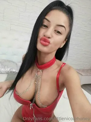 Littlenicolehoney OnlyFans Leaked Free Thumbnail Picture - #vdrXxz7DZt
