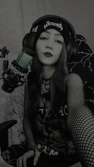 Littleredridingsakura OnlyFans Leaked Free Thumbnail Picture - #IJsaNeLSDA