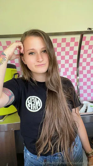 Littlesadiespade OnlyFans Leaked Free Thumbnail Picture - #1OfVK7BEwr