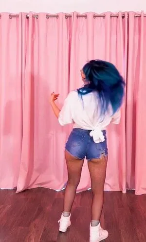 Littlesiha OnlyFans Leaked Free Thumbnail Picture - #7LjZoYblmo