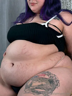 Littlestpigletann OnlyFans Leaked Free Thumbnail Picture - #WEGdiecLTA