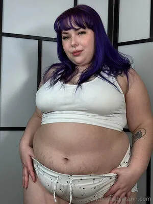 Littlestpigletann OnlyFans Leaked Free Thumbnail Picture - #YgH7mvId1M