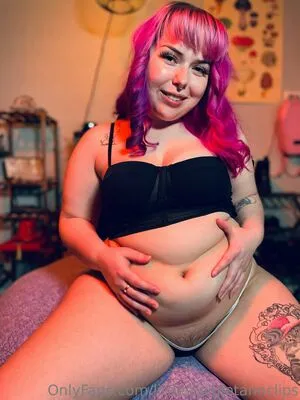 Littlestpigletannclips OnlyFans Leaked Free Thumbnail Picture - #IBR4bLwdaz