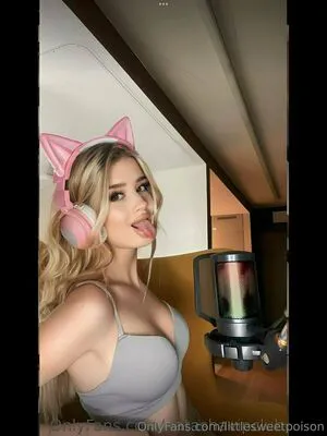Littlesweetpoison OnlyFans Leaked Free Thumbnail Picture - #fEmSudSK05