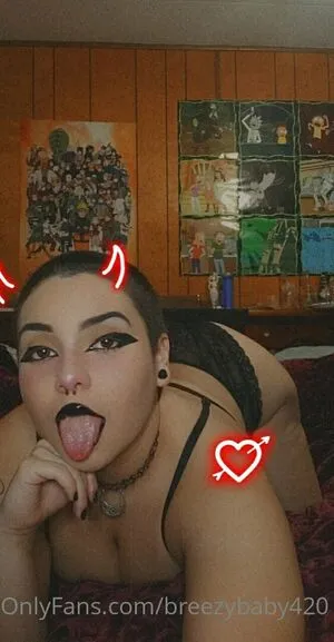 Littlevillagewitch666 OnlyFans Leaked Free Thumbnail Picture - #4rrGxE74z4