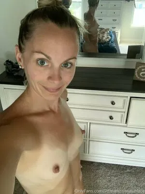 Littlewaistinyourface OnlyFans Leaked Free Thumbnail Picture - #Dq79lZDTDA