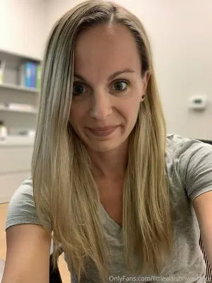 Littlewaistinyourface OnlyFans Leaked Free Thumbnail Picture - #ihr2zzczXx