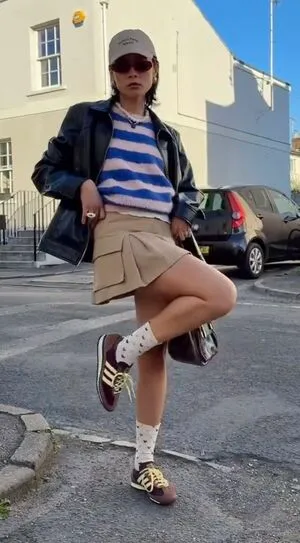 Liullland OnlyFans Leaked Free Thumbnail Picture - #AvRZ2mo0la