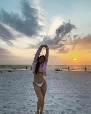 Liv Littlelivbug OnlyFans Leaked Free Thumbnail Picture - #1GzOKALVZs
