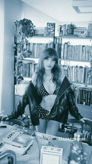 Liv Resenhas OnlyFans Leaked Free Thumbnail Picture - #LgbD1PFpan