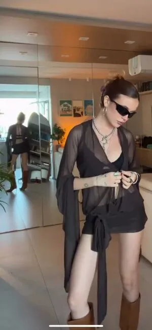 Liv Resenhas OnlyFans Leaked Free Thumbnail Picture - #kdWVOWGTHG