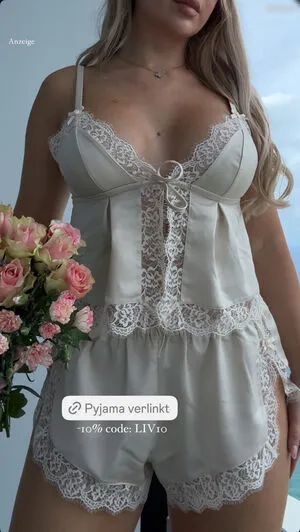 Liv Yah OnlyFans Leaked Free Thumbnail Picture - #00R8imnzEC