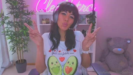 Livecleofree OnlyFans Leaked Free Thumbnail Picture - #mutyKpveBV