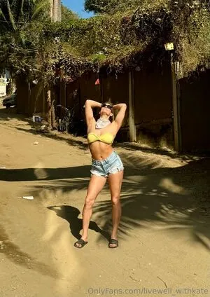 Livewell Withkate OnlyFans Leaked Free Thumbnail Picture - #BIUBLepOXp