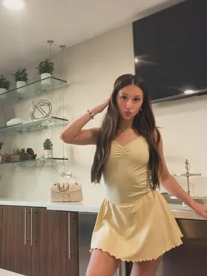 Livi Blossom OnlyFans Leaked Free Thumbnail Picture - #vuoN3LAfms