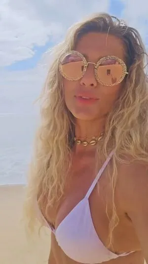 Livia Andrade OnlyFans Leaked Free Thumbnail Picture - #SPKZrf0kCd