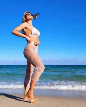 Livia Andrade OnlyFans Leaked Free Thumbnail Picture - #iJLukM7T02