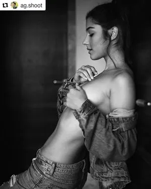 Livia Dumont Dliviaa OnlyFans Leaked Free Thumbnail Picture - #QYJrrMfkU7