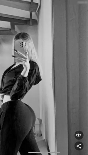Livia OnlyFans Leaked Free Thumbnail Picture - #bqRH4BJPku