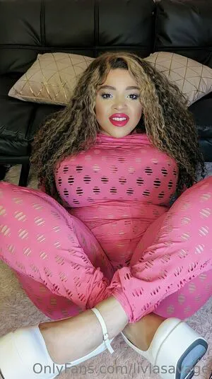 Liviasavage OnlyFans Leaked Free Thumbnail Picture - #RZ93e8D5s2