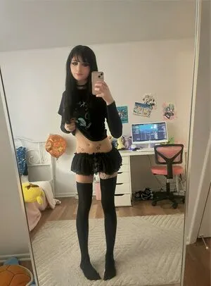 Liviashes OnlyFans Leaked Free Thumbnail Picture - #4IzGDAMNTz