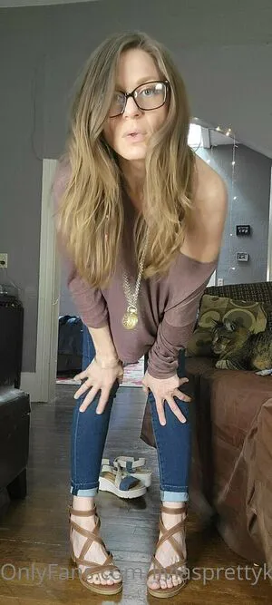 Liviasprettykittyfree OnlyFans Leaked Free Thumbnail Picture - #GtetNIPqh6