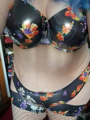 Livin Dead Girl OnlyFans Leaked Free Thumbnail Picture - #CZYzPXOFRI