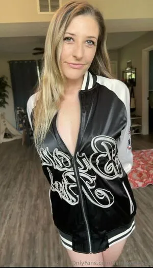 Livinlikeleesha OnlyFans Leaked Free Thumbnail Picture - #E3S6rz4Szt