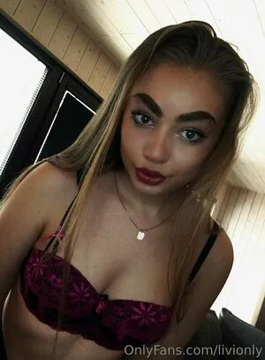 Livionly OnlyFans Leaked Free Thumbnail Picture - #5qzDJykUHq