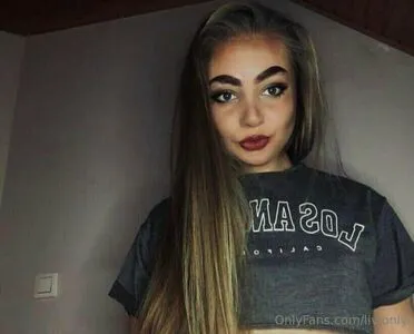 Livionly OnlyFans Leaked Free Thumbnail Picture - #G4kYqzB1jV