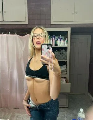 Livkrassow777 OnlyFans Leaked Free Thumbnail Picture - #X8oRnLbYuo