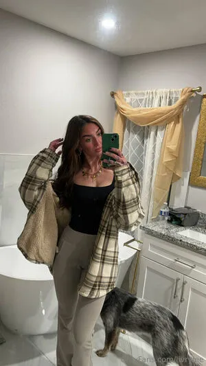 Livrylee OnlyFans Leaked Free Thumbnail Picture - #9IrMyIbeTC