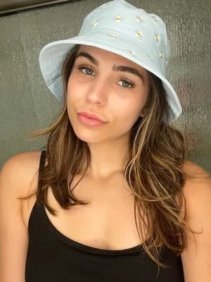 Livvy5493 OnlyFans Leaked Free Thumbnail Picture - #Aijd3TrKDq