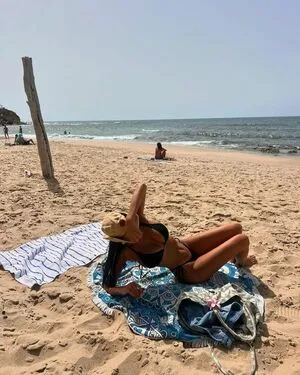 Liyamizrahii OnlyFans Leaked Free Thumbnail Picture - #imZRWAGFca