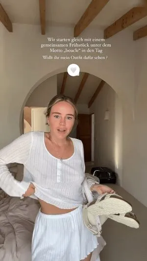 Liz Kaeber OnlyFans Leaked Free Thumbnail Picture - #XPfWi0R9zz