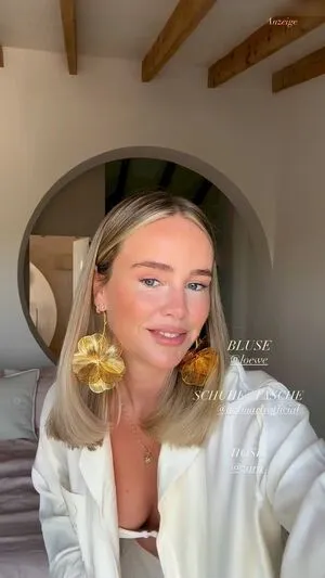Liz Kaeber OnlyFans Leaked Free Thumbnail Picture - #dO1vWvKaMP