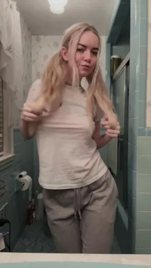 Liz Leblanc OnlyFans Leaked Free Thumbnail Picture - #QWWNMpJZlc
